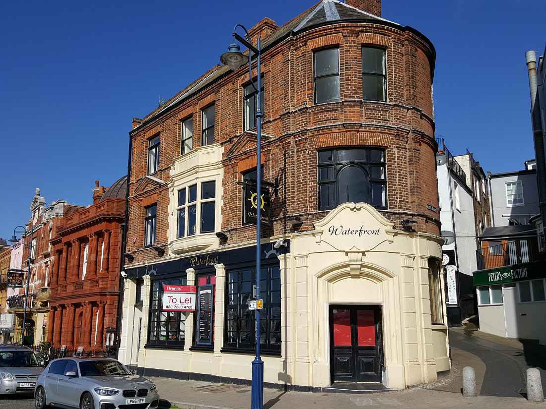 Pub to let in Ramsgate Waterfront, LA721142