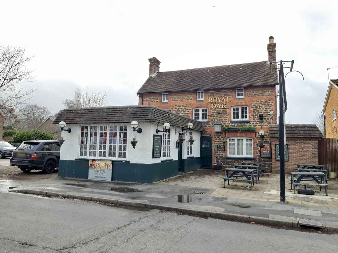 Pub to let in Crawley Royal Oak, S218743