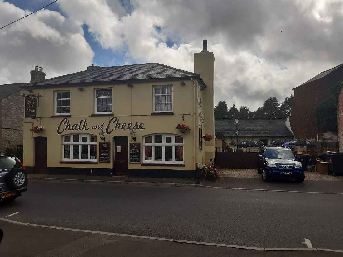 Fleurets | Pubs for Sale or to Let