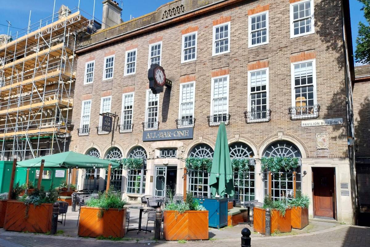 Brighton's 2-3 Pavilion Buildings Sold to Charity