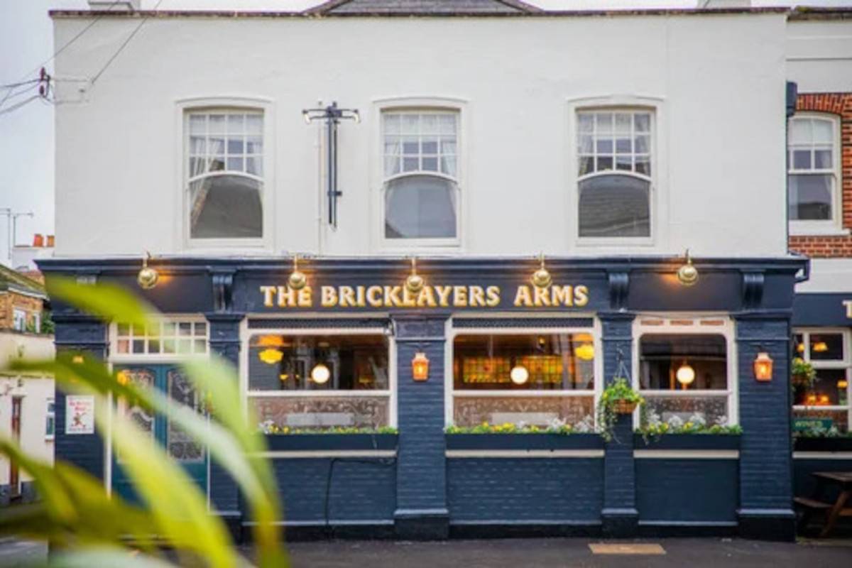 Big Smoke Acquires Leasehold of Hersham Pub