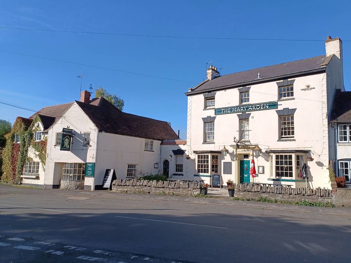 Freehold of Landmark Wilmcote Inn Now Available