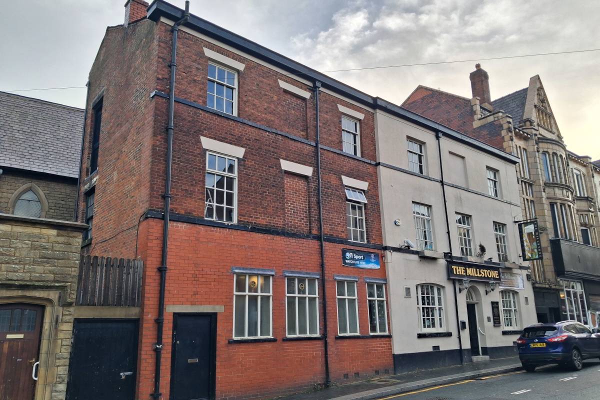 Bolton Town Centre Pub For Sale or To Let