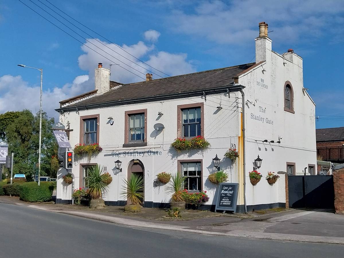 Freehold Available of Charming Bickerstaffe Pub