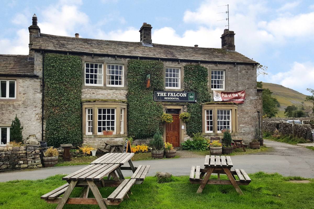 Original Emmerdale Woolpack Pub to Let