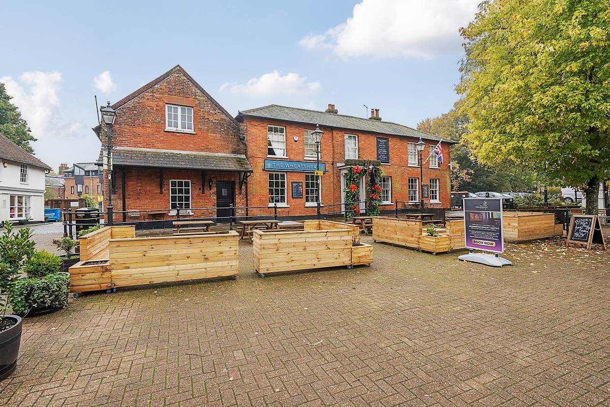 Freehold of Market Town Pub Available to Buy