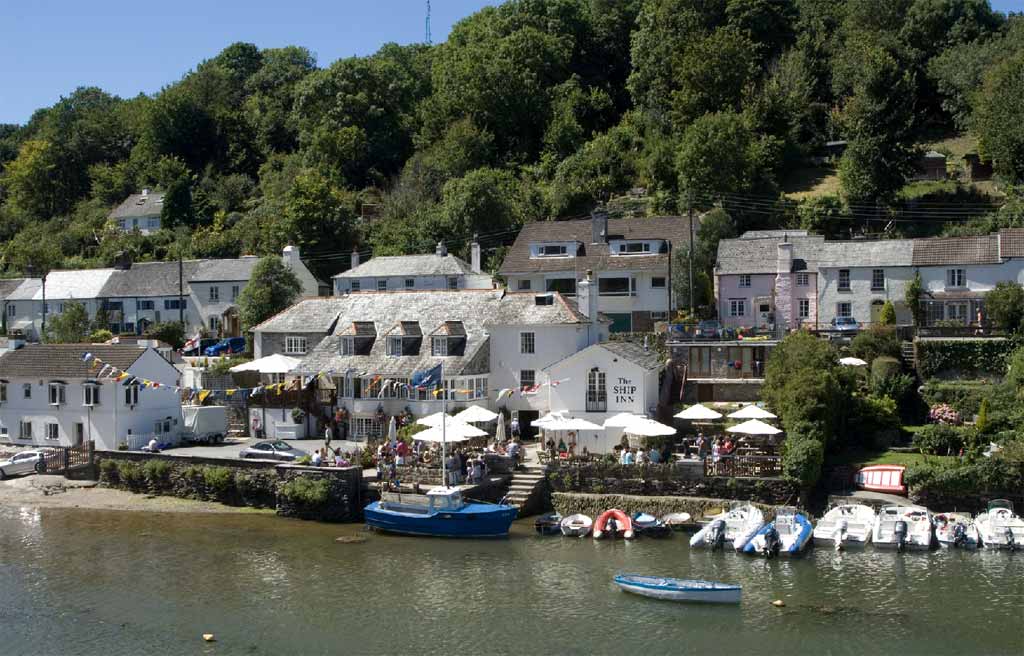 The Ship Inn in Noss Mayo